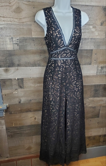 Lulu's Amora Black Wide Leg All Lace Eyelash Scallop Hem Jumpsuit - Picture 2 of 12